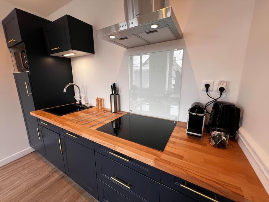 Appartement Richard Merrill 2 Personnes En Plein Centre Sainte-Mere-Eglise Exterior foto
