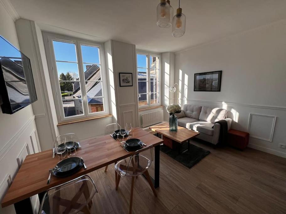 Appartement Richard Merrill 2 Personnes En Plein Centre Sainte-Mere-Eglise Exterior foto